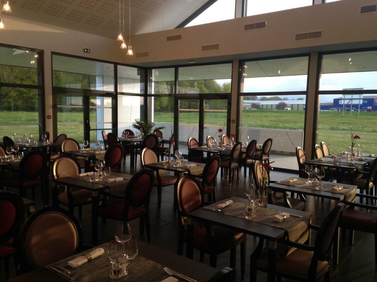 Hotel - Restaurant La Claire Foret Morhange Kültér fotó